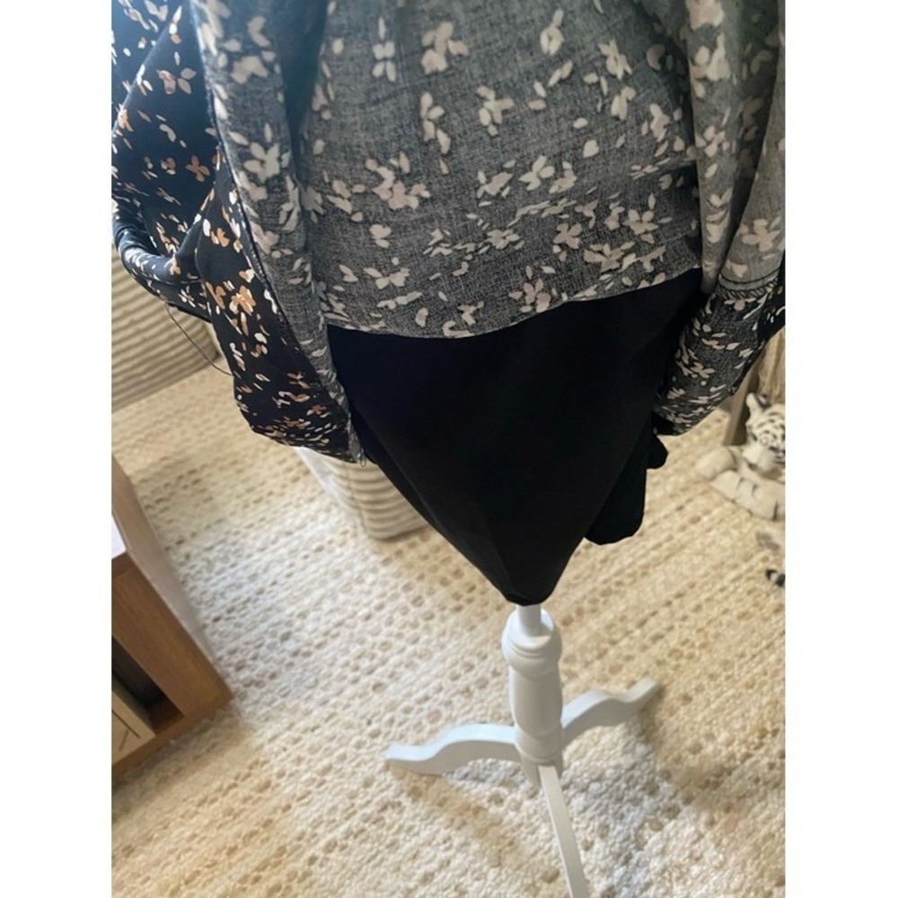 Market & Spruce Black Mini Skirt with Tan and White Floral Print Medium NWT - Picture 5 of 10